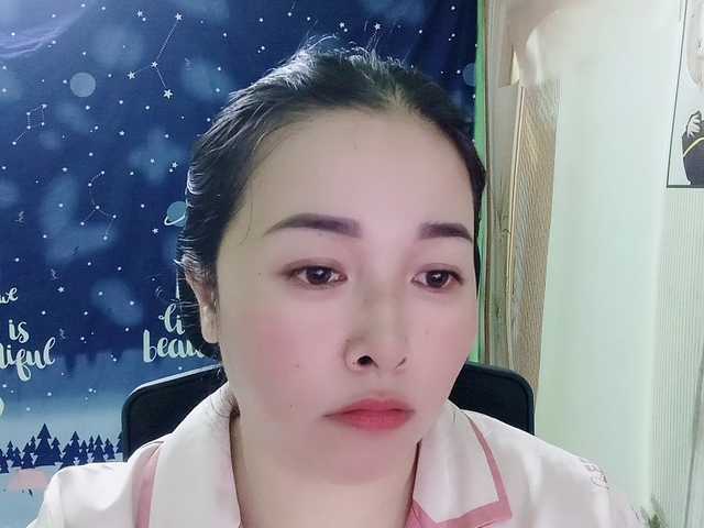 Benahot69 live webcam show