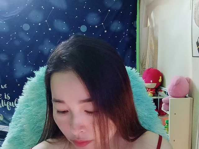 Benahot69 live cam on BongaCams