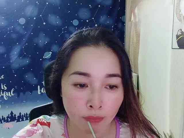 Benahot69 webcam