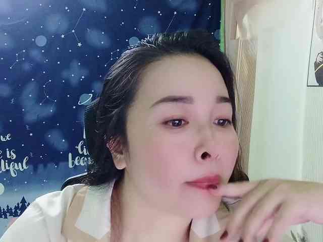 Benahot69 webcam