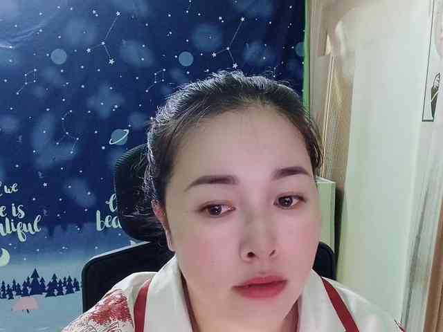 Benahot69 webcam