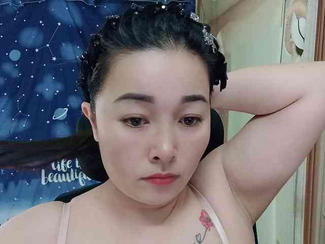 Benahot69 webcam