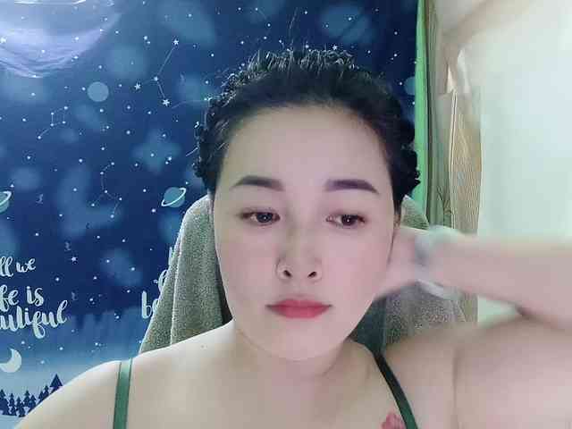 Benahot69 webcam