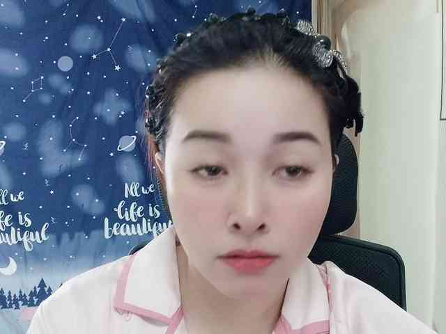 Benahot69 webcam