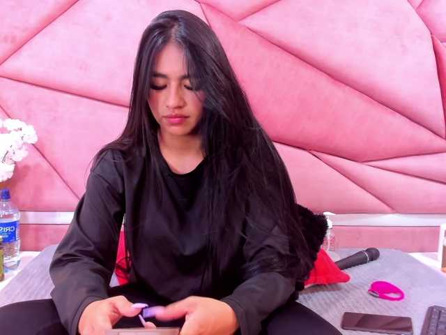 MarianaPrin, en vivo ahora en BongaCams