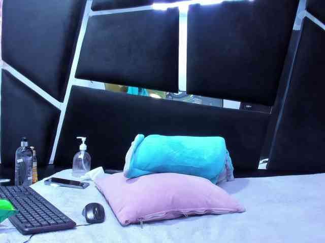 MarianaPrin webcam