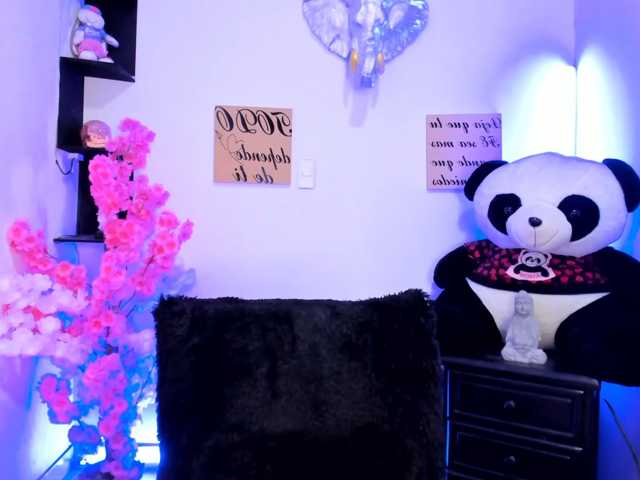 sofiasallie live cam on BongaCams