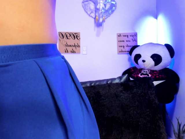 sofiasallie live cam on BongaCams