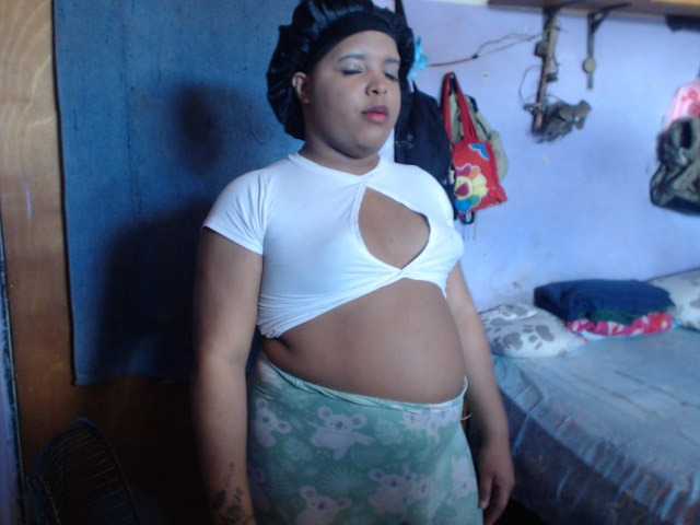 Shanayakops live cam