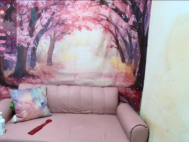 mia18xxx's BongaCams show and profile