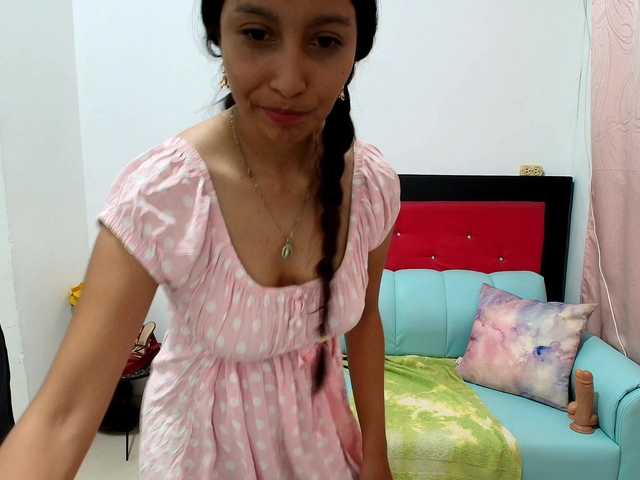 mia18xxx webcam bongacams model stream image