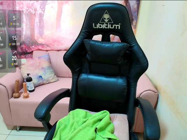 mia18xxx live cam on BongaCams