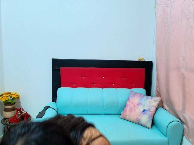 mia18xxx live cam on BongaCams
