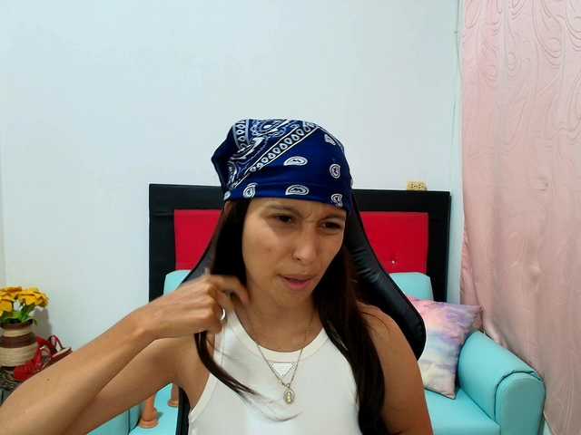 mia18xxx live cam on BongaCams