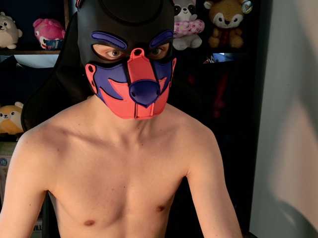 Mellpupp, 18 y/o - Live Cam on BongaCams