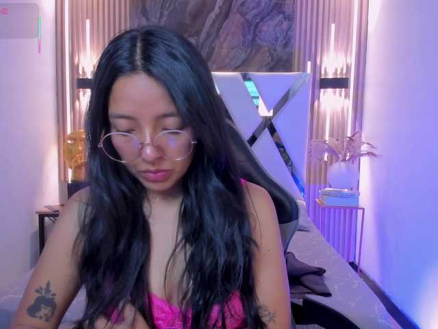 Valery-wang's BongaCams show and profile