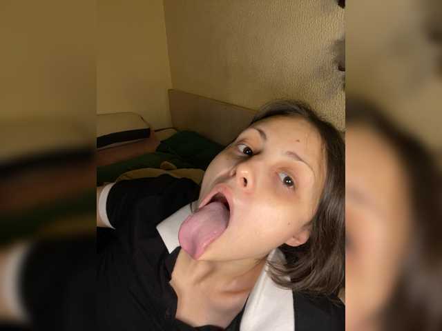 SilverSaya live cam on BongaCams