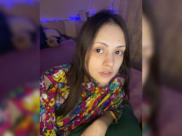 SilverSaya's BongaCams show and profile