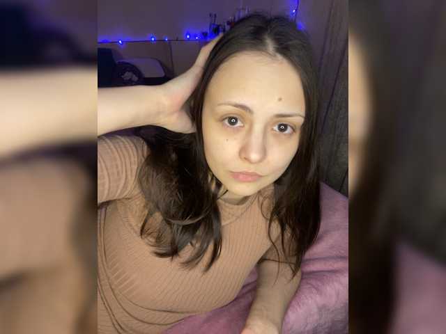 SilverSaya's BongaCams show and profile