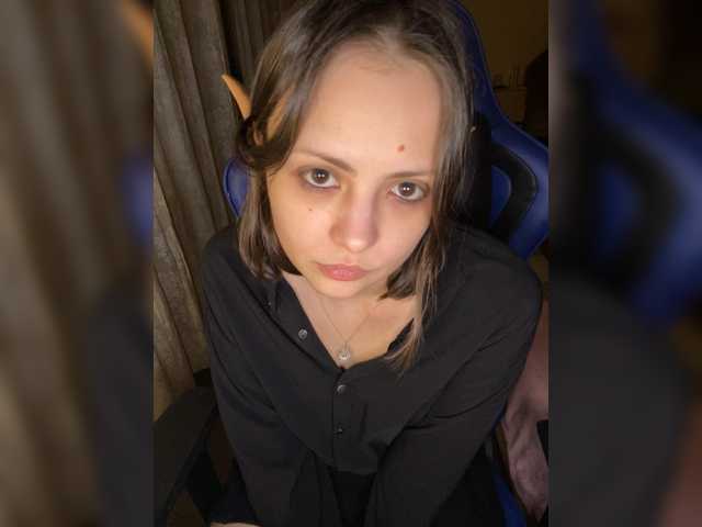 SilverSaya live cam on BongaCams