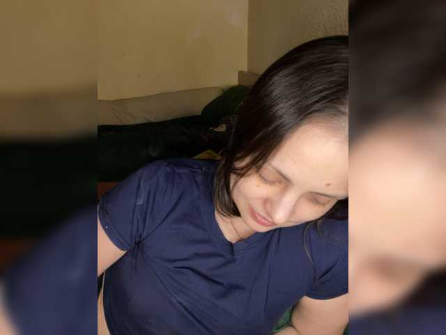 SilverSaya live cam on BongaCams