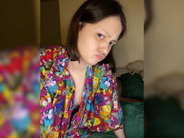 SilverSaya live cam on BongaCams