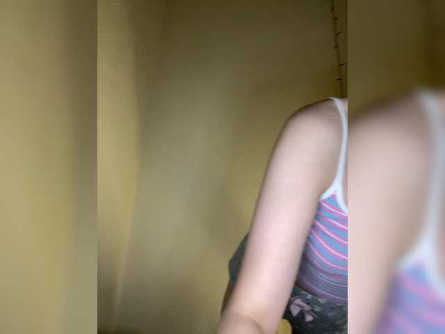 SilverSaya live cam on BongaCams