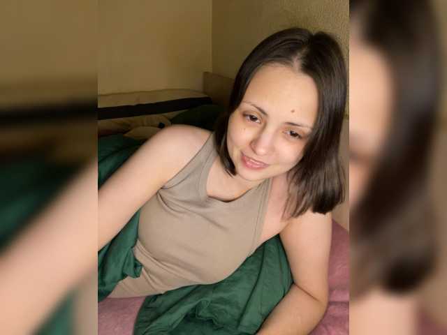 SilverSaya live cam on BongaCams