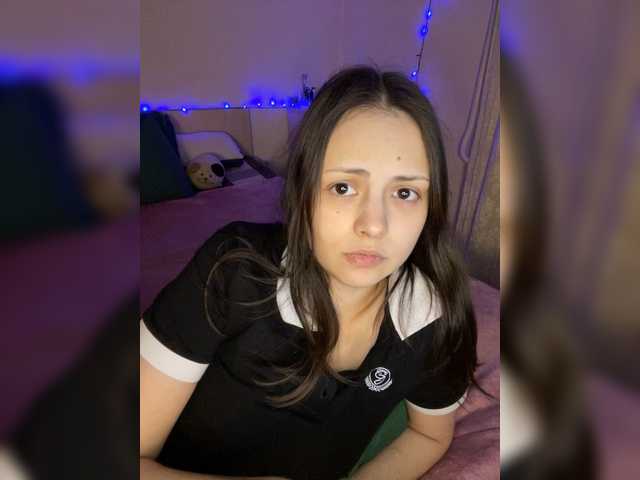 SilverSaya's BongaCams show and profile