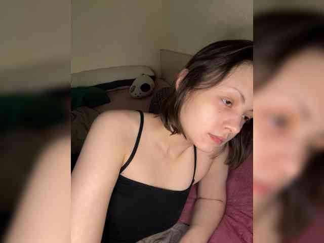 SilverSaya webcam