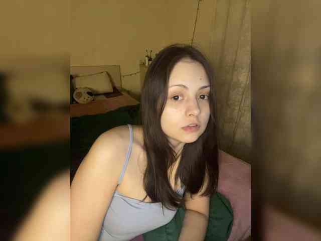 SilverSaya webcam