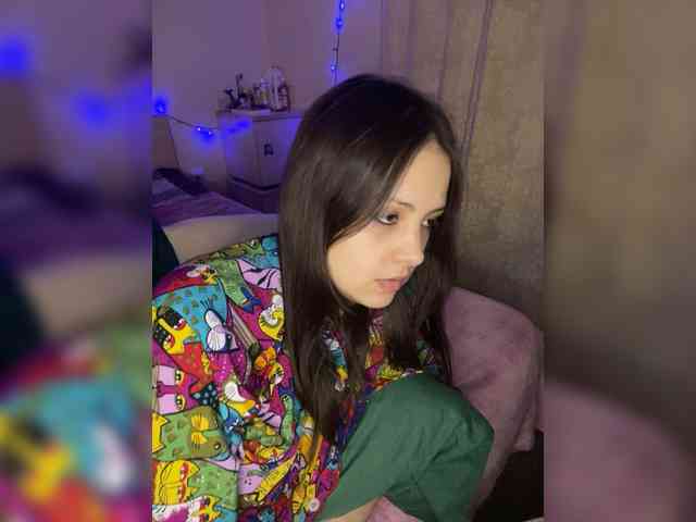 SilverSaya Live Webcam on BongaCams