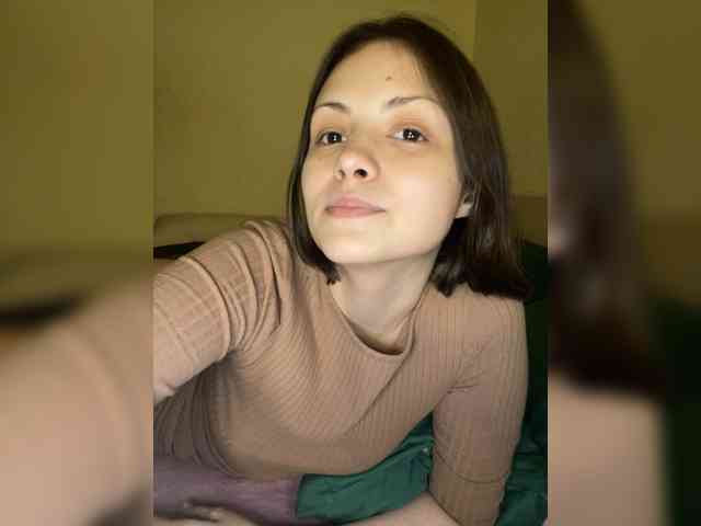 SilverSaya webcam