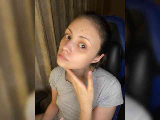 SilverSaya webcam