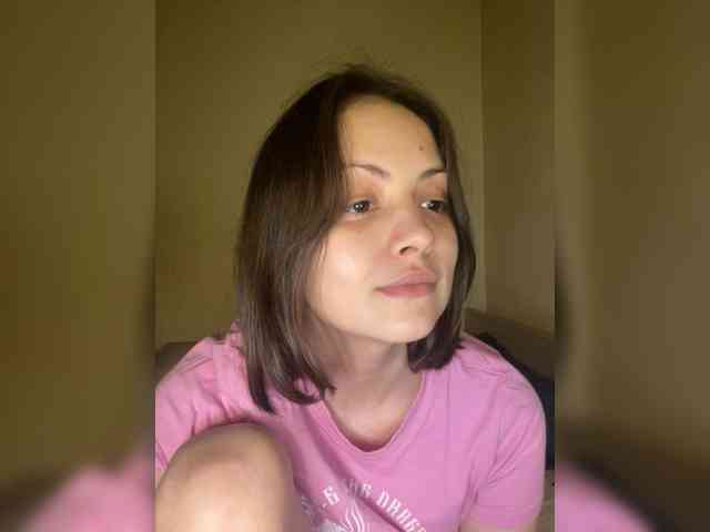 SilverSaya's webcam live show