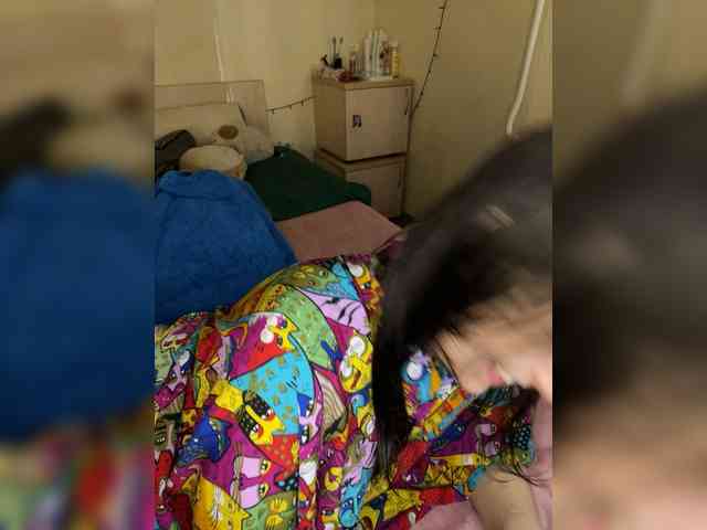 SilverSaya webcam