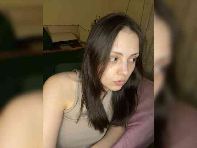 SilverSaya webcam