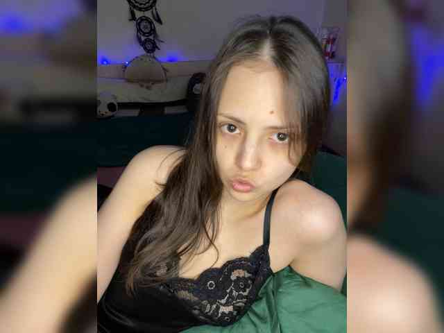 SilverSaya webcam