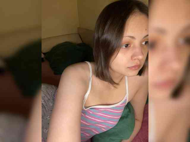SilverSaya webcam