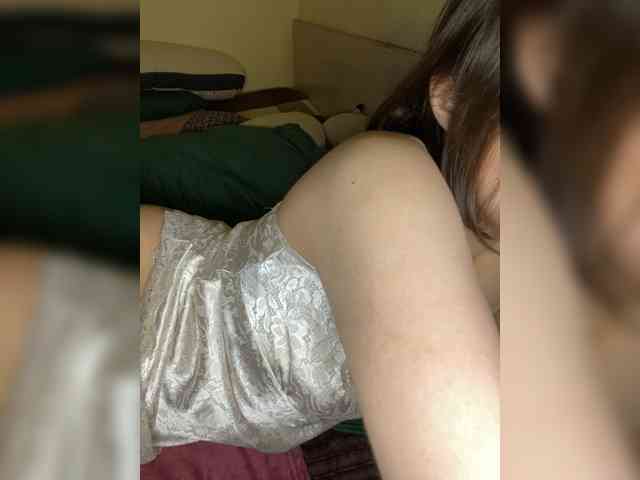 SilverSaya webcam