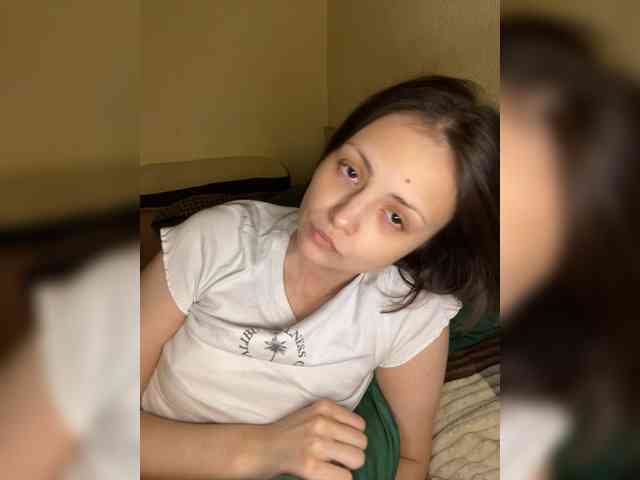 SilverSaya webcam