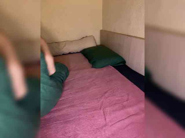 SilverSaya webcam