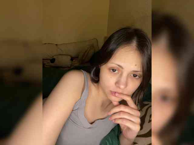 SilverSaya webcam