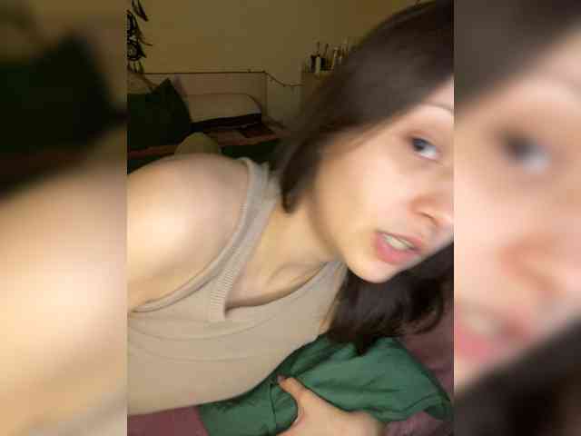 SilverSaya webcam