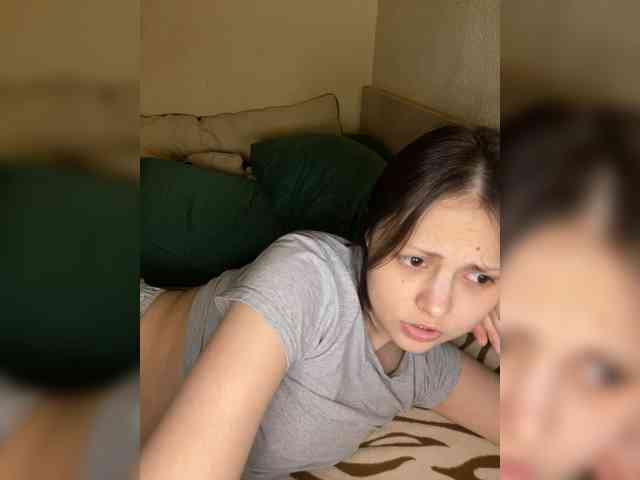 SilverSaya webcam