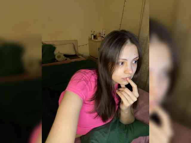 SilverSaya webcam