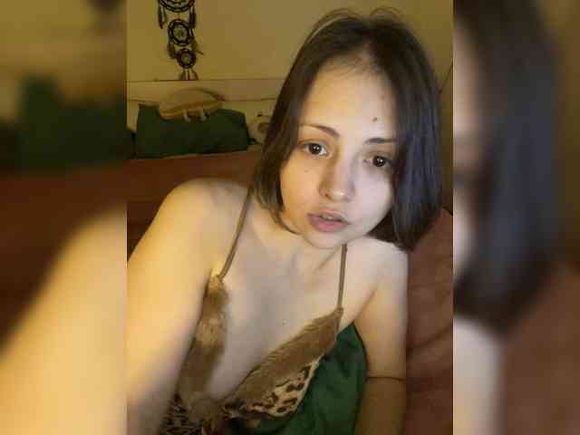 SilverSaya webcam