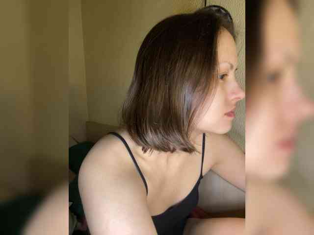 SilverSaya webcam