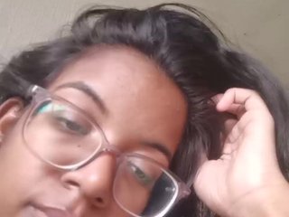 IndianBeaut's Live Webcam