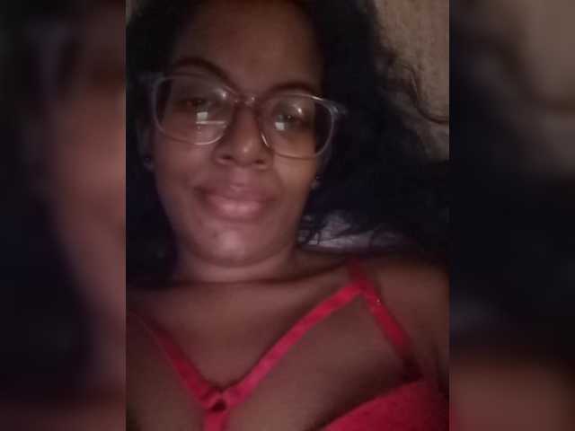 IndianBeaut's BongaCams show and profile